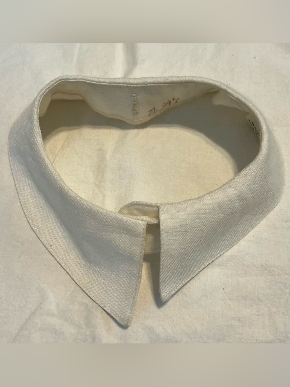 Vintage Detachable White Collar Classic Pointed Tip Style Decorative